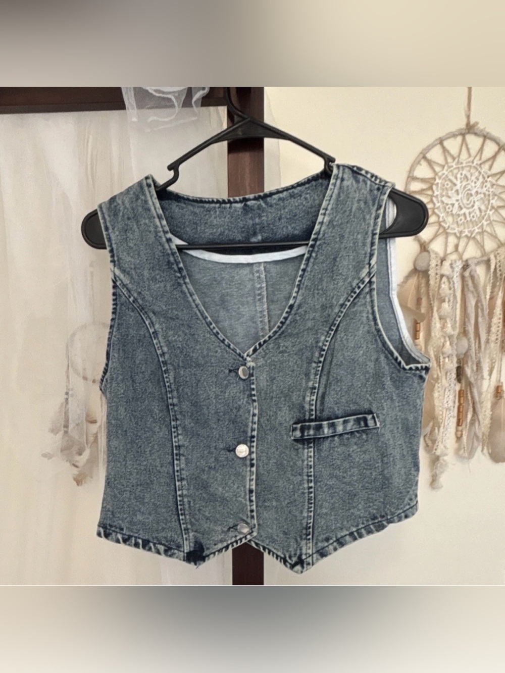 Women's Blue Denim Button Cropped Cowgirl Y2K Vest Medium